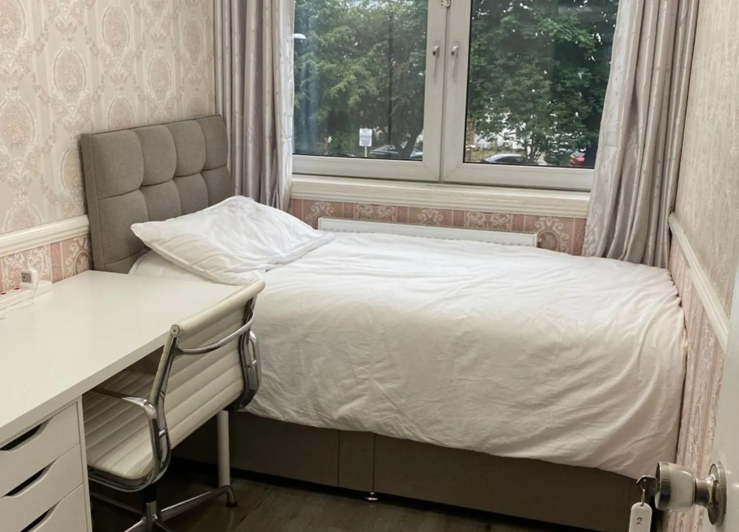 Luxury 3 Bedroom Flat With Garden London Apartment